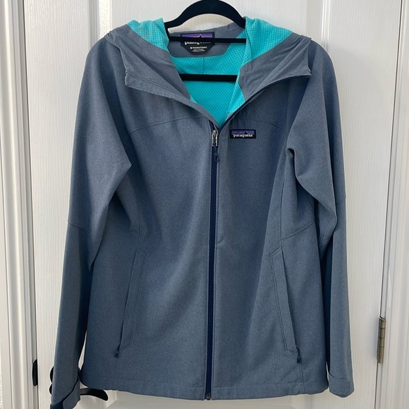 Patagonia Jackets & Blazers - Patagonia Grey Hooded Jacket